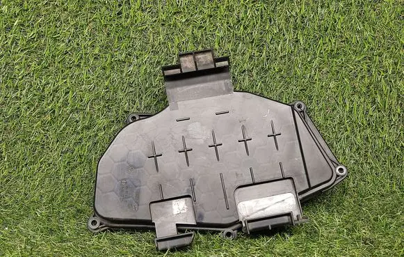 Audi A6 S6 C7 4G Fuse box cover 4G1907613B