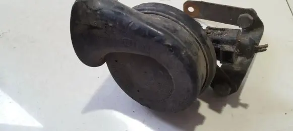 Skoda Fabia Mk1 (6Y) Horn signal E1000209