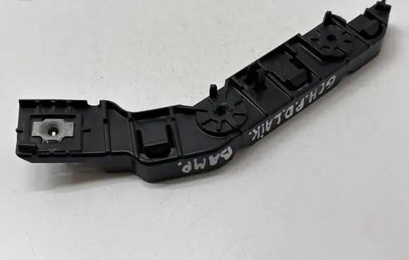 Jeep Grand Cherokee WL Front bumper mounting bracket 68408114AA 93785 15638B