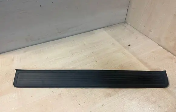 Honda CR-V Front sill trim cover 84202SWAA012M1 84202SWAA 84202SWA