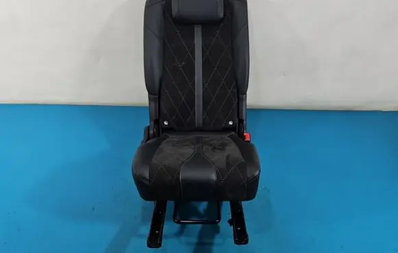 Peugeot 5008 II Second row seats IMPRK1598740