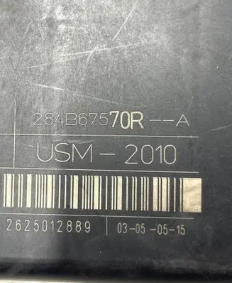 Renault Master III Fuse module 284B67570R 2625012889 USM2010