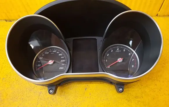 Mercedes-Benz C W205 Speedometer (instrument cluster) A2059003516