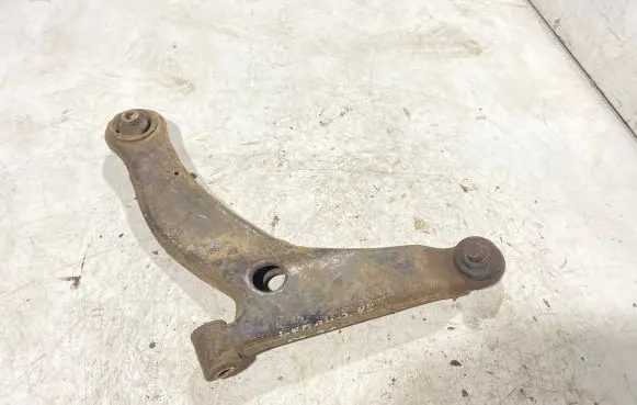Mitsubishi Grandis Front lower control arm/wishbone