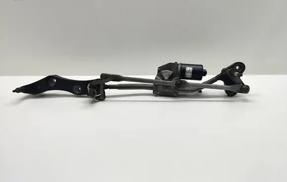 BMW 5 E60 E61 Front wiper linkage and motor 6934279 693427903 404822