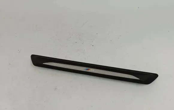 BMW 1 F20 F21 Front sill trim cover 8051037 7289220 7289219