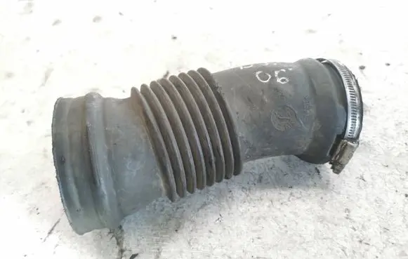 Volvo V70 Air intake hose/pipe 30769233