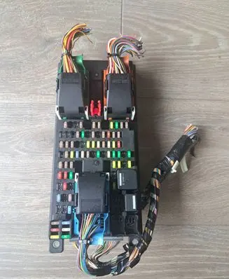 Jaguar XJ X351 Fuse module EW9314F041AG