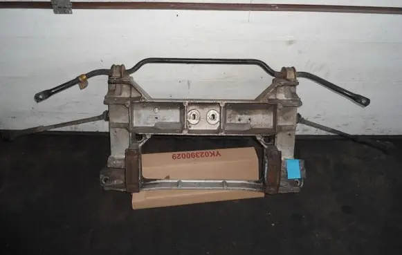 Chevrolet Corvette C5 Rear axle beam with reductor c52000