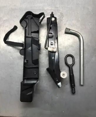 Audi A7 S7 4G Tool set 4G0011031F