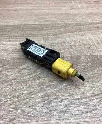 Audi A4 S4 B6 8E 8H Airbag deployment crash/impact sensor 8E0959643E