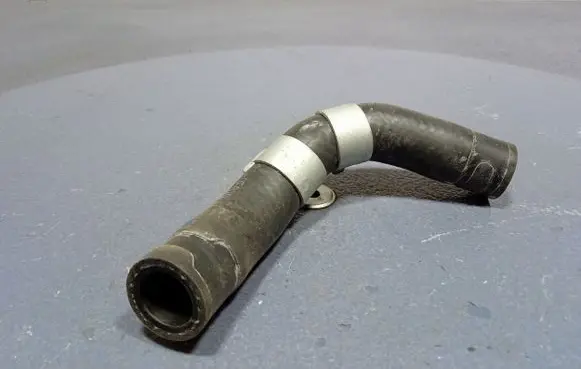 KIA Niro Engine coolant pipe/hose