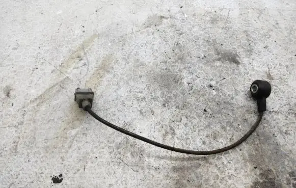 Detonation knock sensor