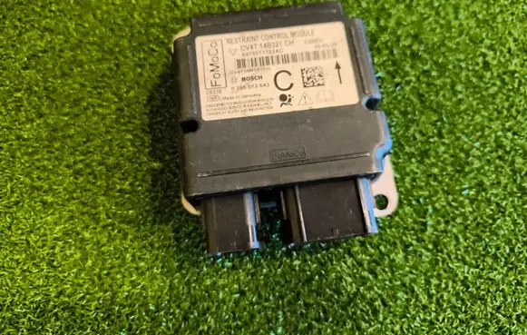 Ford Kuga II Airbag control unit/module CV4T14B321CH 6400216496AC 0285012643