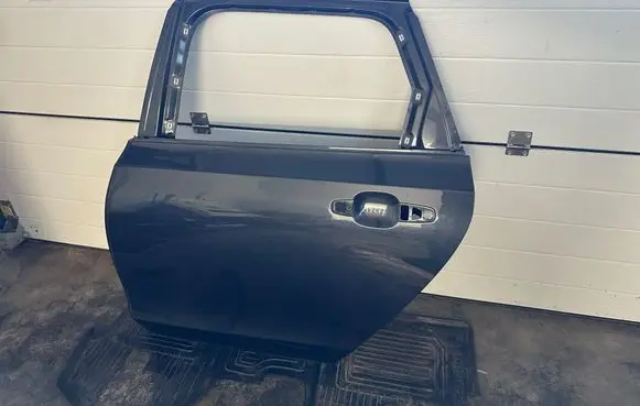 Rear door
