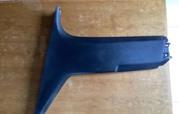 Peugeot 308 (B) pillar trim (bottom) 9656761580 MP6186
