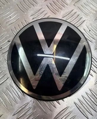 Volkswagen T-Roc Manufacturer badge logo/emblem 2GM853601E