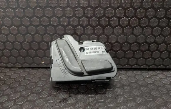 Mercedes-Benz C W204 Seat control switch A2048708910 03463870
