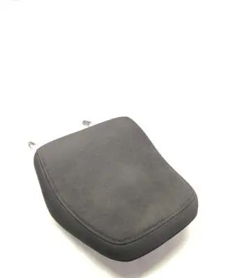 Volvo XC40 Front seat headrest 