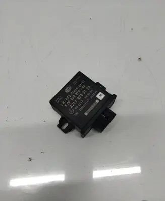 Mercedes-Benz E W211 Light module LCM A2118703126 0000227047 5DF00827802