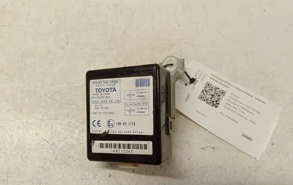 Toyota Corolla Verso AR10 Door control unit/module 897410F010