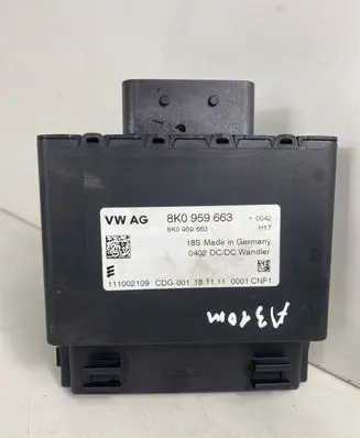 Audi A3 S3 8P Voltage converter/converter module 8K0959663 8K0959663A 8K0959663C