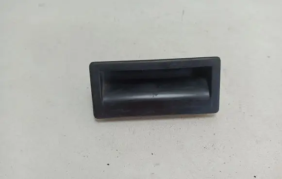Volkswagen Tiguan Tailgate/trunk/boot exterior handle 5N0827566T