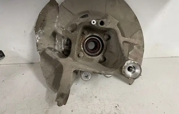 BMW 7 F01 F02 F03 F04 Rear wheel hub 6797448