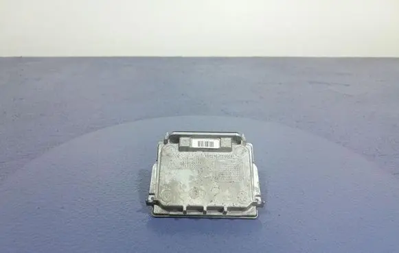 Citroen C5 Voltage converter/converter module 89032335