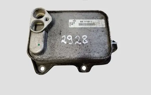 Volkswagen Golf V Engine oil radiator 03C117021J