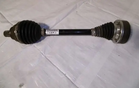 Skoda Octavia Mk3 (5E) Front driveshaft 5Q0407271A