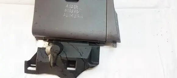 Nissan Almera Tino Glove box 68108BU700