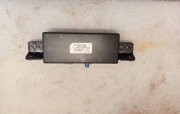 Hyundai Ioniq 5 Aerial antenna amplifier 96240GI100