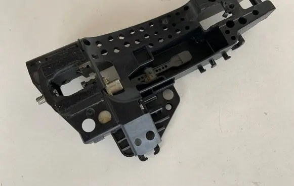 Audi A6 S6 C7 4G Front door exterior handle/bracket 4H0837886
