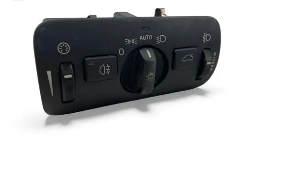 Volvo V40 Light switch 30739425