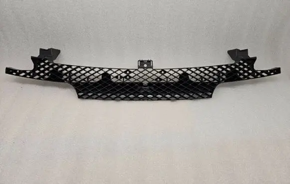 Volkswagen Touareg II Front bumper mounting bracket 7P6807200 1355K70482