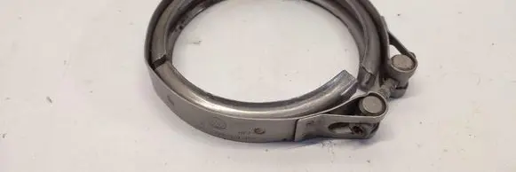 Volkswagen Tiguan Muffler pipe connector clamp 04L131455A