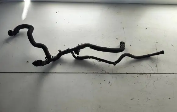 Nissan Qashqai Engine coolant pipe/hose 21576hv80a
