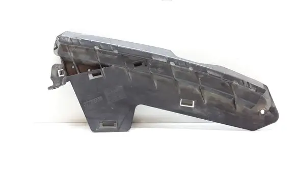 Volvo V70 Front bumper mounting bracket 30796388
