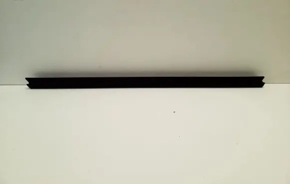 Nissan Qashqai J12 Rear door glass trim molding