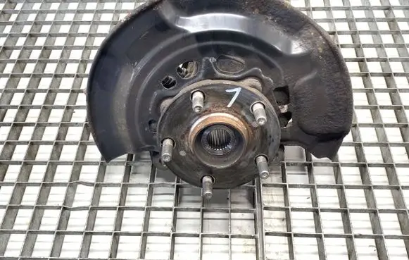 Toyota Auris E180 Front wheel hub spindle knuckle 