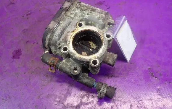 Opel Corsa D Throttle body valve 