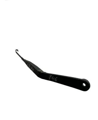 Alfa Romeo 156 Front wiper blade arm A065