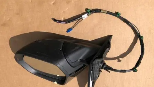 Audi Q8 Front door electric wing mirror 4M8857410AS 7M8857410