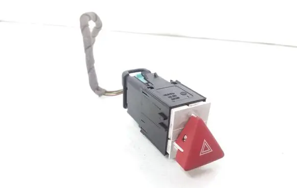 Volkswagen PASSAT B6 Hazard light switch 3C0953509