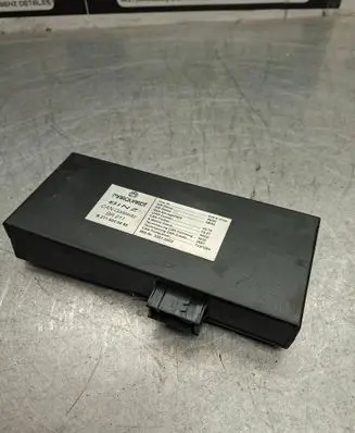 Mercedes-Benz E W211 Gateway control module 2118200485 B2118200485