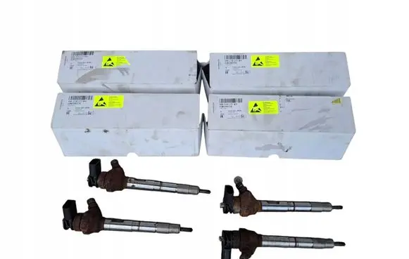 Audi A3 S3 8V Fuel injector 04L130277BE