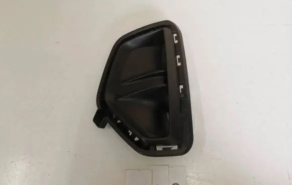 KIA Stonic Front bumper lower grill 86523-H8400 SPC09019
