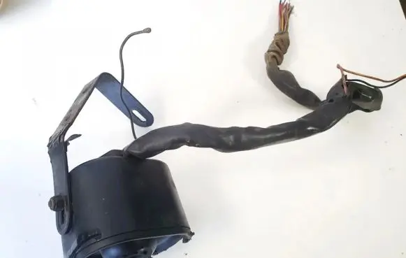 Volkswagen Bora Alarm system siren 4b7905b1d