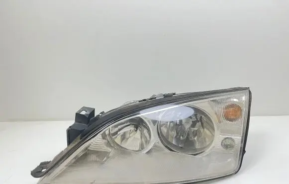 Ford Mondeo Mk III Headlight/headlamp 1S7113006AJ